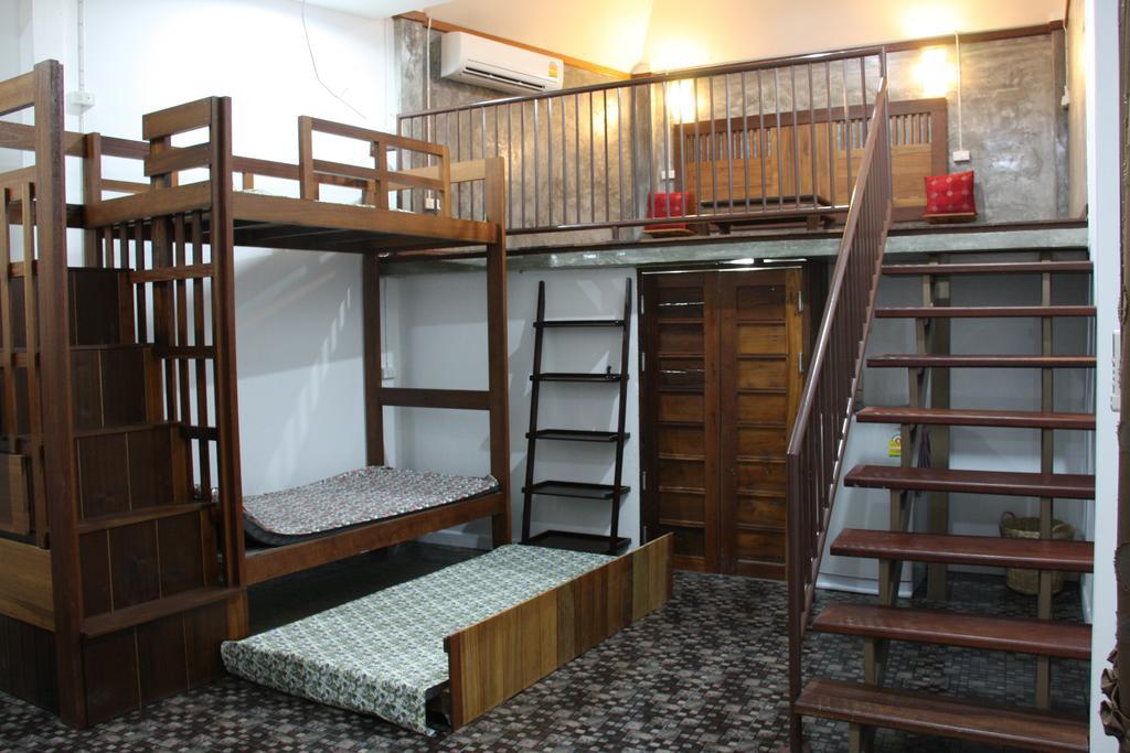 Zan Pla Nade Guesthouse Chiang Rai Exteriör bild